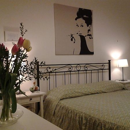 B&B Trastevere In Bed Rome Chambre photo